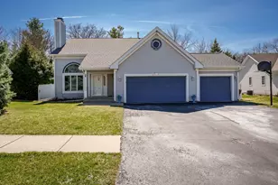 6571 Chartwell Dr, Rockford, IL 61114 - Photo 1