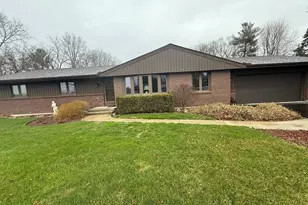 3494 Rockview Rd, Rockford, IL 61109 - Photo 1