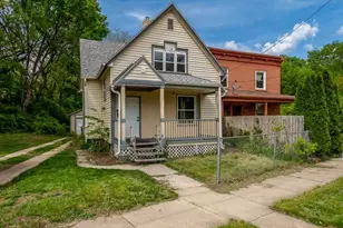 728 10th Ave, Rockford, IL 61104 - Photo 1