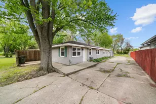 1336 Carbaugh Ave, Rockford, IL 61101 - Photo 1
