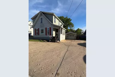 815 Logan Avenue, Belvidere, IL 61008 - Photo 1