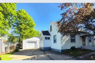 620 Wayne Drive, Machesney Park, IL 61115 - Photo 1