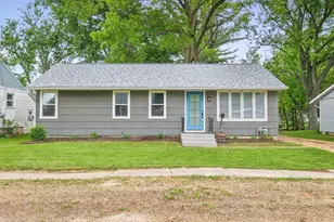 404 S 9th St, Oregon, IL 61061 - Photo 1