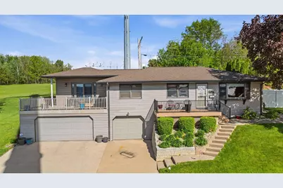 950 Hiawatha Drive, East Dubuque, IL 61025 - Photo 1