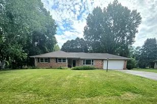 6310 Abraham Dr, Rockford, IL 61107 - Photo 1