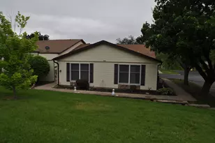 3214 W Carthage Dr, Freeport, IL 61032 - Photo 1