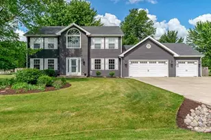 1055 Rockhampton Dr, Rockford, IL 61102 - Photo 1