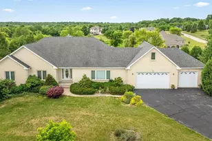 12754 Overlook Ct, Roscoe, IL 61073 - Photo 1