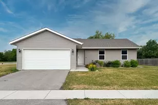 506 Scotts Army Trail, Belvidere, IL 61008 - Photo 1