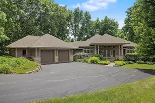2 Dogwood Ct, Galena, IL 61036 - Photo 1