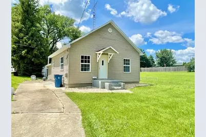 529 N School Street, Oglesby, IL 61348 - Photo 1