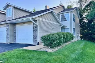 5004 Diane Ct, Rockford, IL 61108 - Photo 1