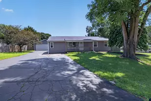 4520 Linview Dr, Rockford, IL 61109 - Photo 1