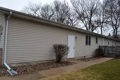 208 Nebraska St, Ottawa, IL 61350 - Photo 1