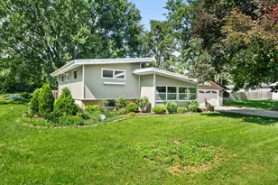 3341 Cornelia Ave, Rockford, IL 61102 - Photo 1