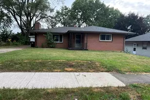 3108 Sunnyside Dr, Rockford, IL 61114 - Photo 1