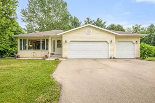 414 SE Lamplighter Loop, Poplar Grove, IL 61065 - Photo 1