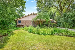 4721 Brookview Rd, Rockford, IL 61107 - Photo 1