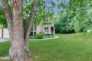 6106 Garrett Ln, Rockford, IL 61107 - Photo 1