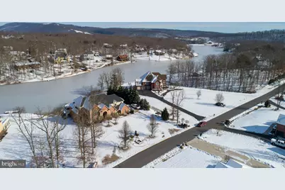 24 Lakewood Drive N, Ridgeley, WV 26753 - Photo 7