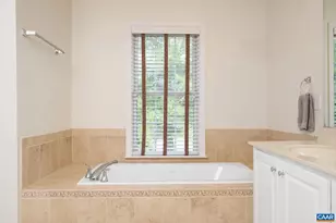 208 Claybrook Dr, Waynesboro, VA 22980 - Photo 19