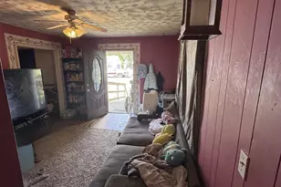 222 James Ave, Waynesboro, VA 22980 - Photo 9