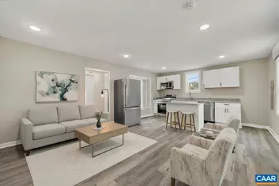 1003 W Johnson St, Staunton, VA 24401 - Photo 3