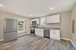 1003 W Johnson St, Staunton, VA 24401 - Photo 5