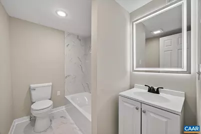 1003 W Johnson St, Staunton, VA 24401 - Photo 7