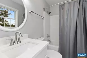 229 S Winchester Ave, Waynesboro, VA 22980 - Photo 19