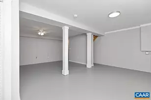 229 S Winchester Ave, Waynesboro, VA 22980 - Photo 25