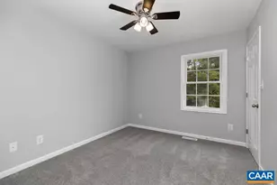 229 S Winchester Ave, Waynesboro, VA 22980 - Photo 21