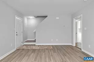 229 S Winchester Ave, Waynesboro, VA 22980 - Photo 3