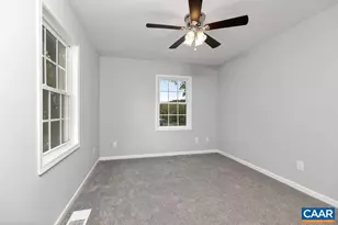 229 S Winchester Ave, Waynesboro, VA 22980 - Photo 11