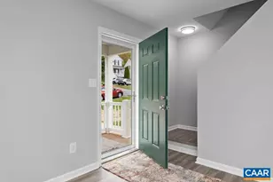 229 S Winchester Ave, Waynesboro, VA 22980 - Photo 3