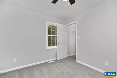 229 S Winchester Ave, Waynesboro, VA 22980 - Photo 19