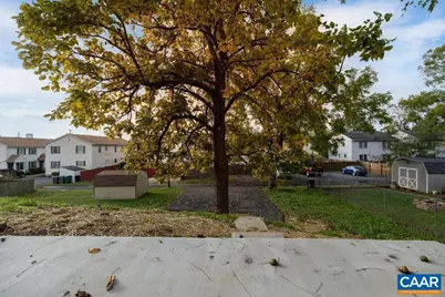 229 S Winchester Ave, Waynesboro, VA 22980 - Photo 29