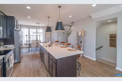 304 Cheshire Ln, Waynesboro, VA 22980 - Photo 9