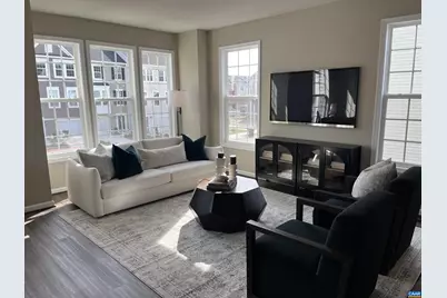 312 Cheshire Ln, Waynesboro, VA 22980 - Photo 3