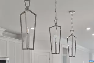 129A Springdale Rd, Waynesboro, VA 22980 - Photo 9