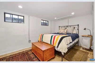 645 W Frederick St, Staunton, VA 24401 - Photo 37