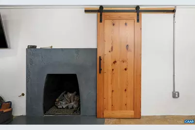 645 W Frederick St, Staunton, VA 24401 - Photo 31