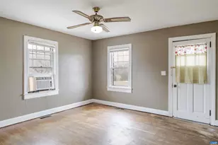 1007 Sherwood Ave, Waynesboro, VA 22980 - Photo 3