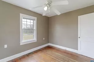 1007 Sherwood Ave, Waynesboro, VA 22980 - Photo 11