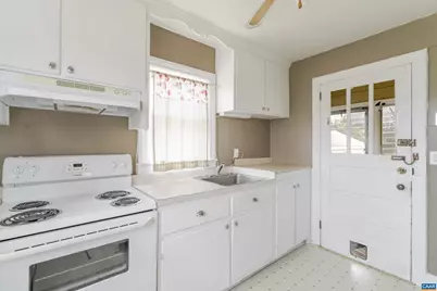 1007 Sherwood Ave, Waynesboro, VA 22980 - Photo 7