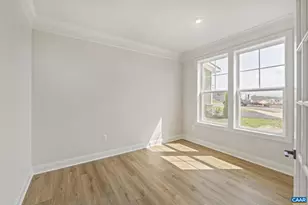 305 Sunbird Ln, Waynesboro, VA 22980 - Photo 9