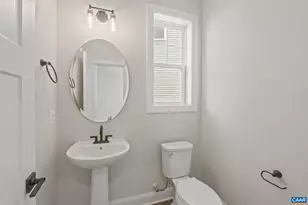 305 Sunbird Ln, Waynesboro, VA 22980 - Photo 11