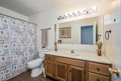 619 Essex Dr, Staunton, VA 24401 - Photo 17