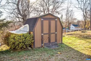 619 Essex Dr, Staunton, VA 24401 - Photo 7