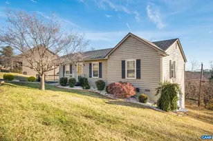 619 Essex Dr, Staunton, VA 24401 - Photo 3